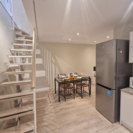 הוספיטלט דה יוברגאט Barcelona Duplex De 3 Habitaciones מראה חיצוני תמונה