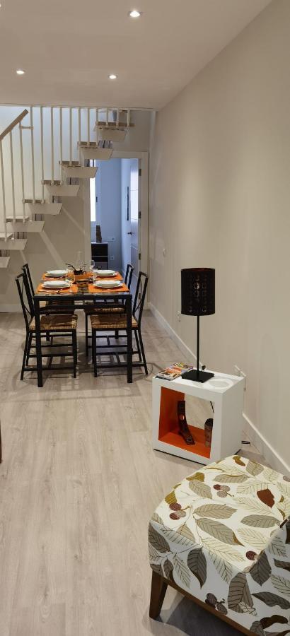 הוספיטלט דה יוברגאט Barcelona Duplex De 3 Habitaciones מראה חיצוני תמונה