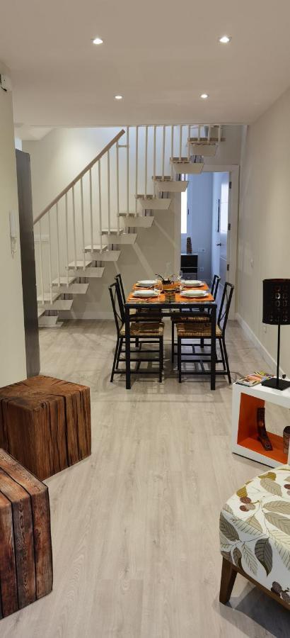 הוספיטלט דה יוברגאט Barcelona Duplex De 3 Habitaciones מראה חיצוני תמונה