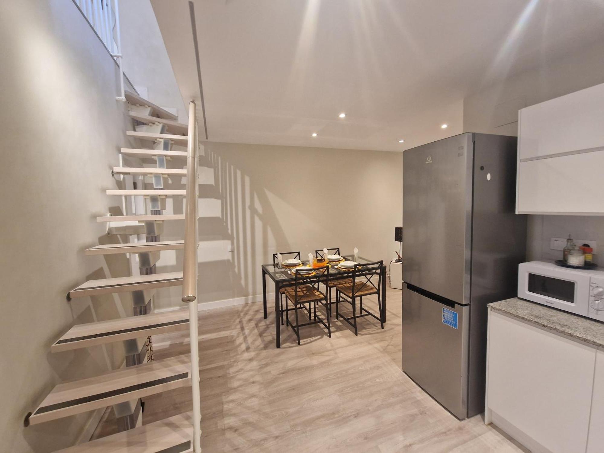 הוספיטלט דה יוברגאט Barcelona Duplex De 3 Habitaciones מראה חיצוני תמונה